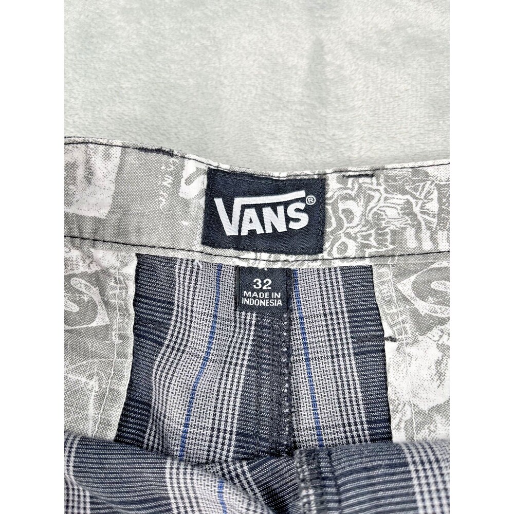 Vans Mens Plaid Casual Shorts Gray Black Skate Chino Size 32 - Picture 4 of 8